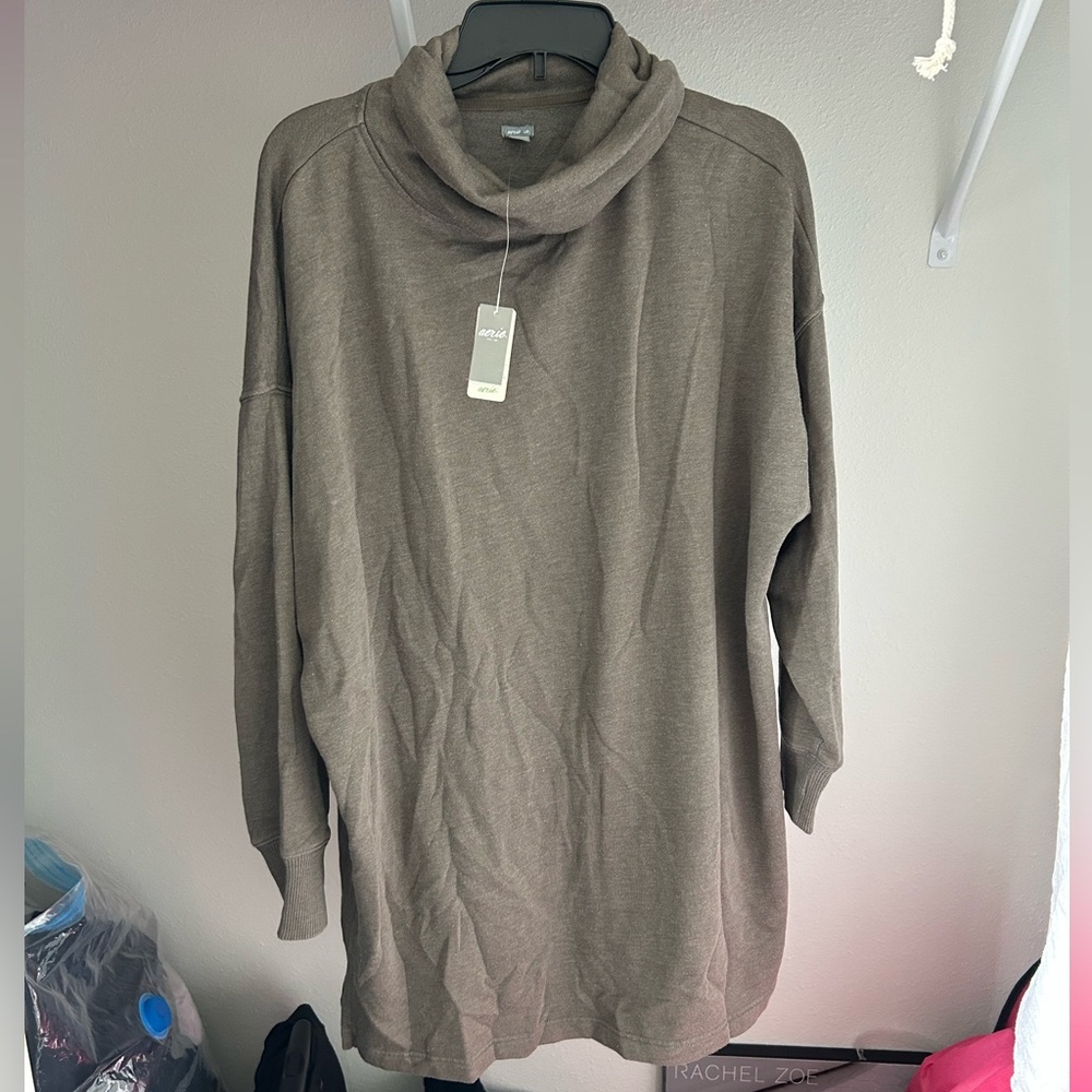 Aerie long sleeve dress